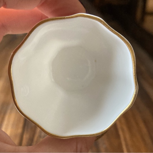 Royal Crown Derby “Derby Posies” Egg Cup Trio. Gold trim. Circa 1950s China - Picture 14 of 17